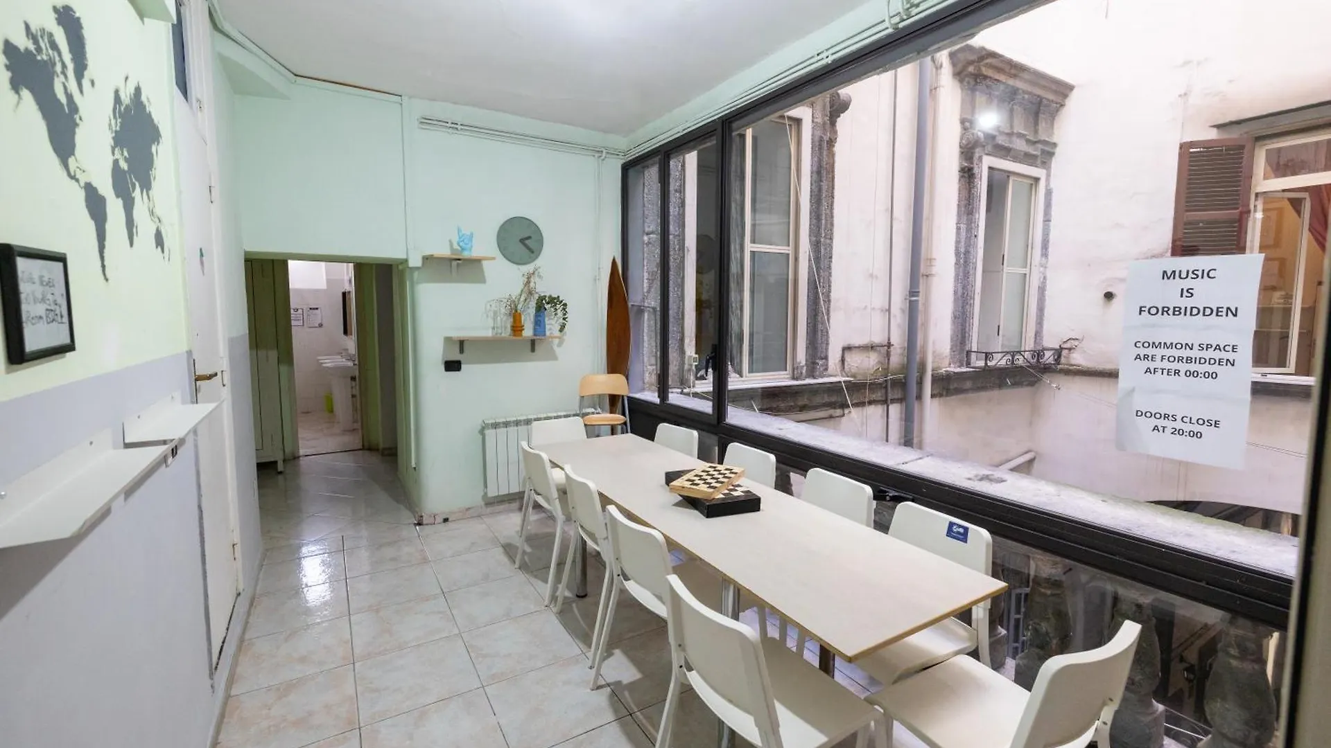 Naples Pizza Hostel Italy